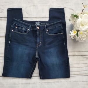 Levi's Women's Mid-Rise Skinny Jeans